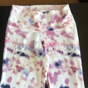 Old Navy Active Size M Balance Leggings